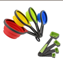 Load image into Gallery viewer, Collapsible Measuring Cups and Spoons Set Dry Measure Cups Green Spoon
