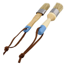 Load image into Gallery viewer, Chalk and Wax Paint Brush 2pc Flat and Round 1in Craft Paint Brushes
